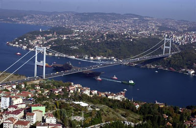 Akgün Akova
