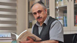 Kitâbı bırak, okumaya bak!