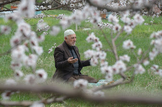 Şurası kesin ki yaşama isteği uzatır yaşamı