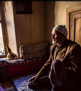 Ganîdir aşk ile gönlüm ne mülküm ne menâlim var