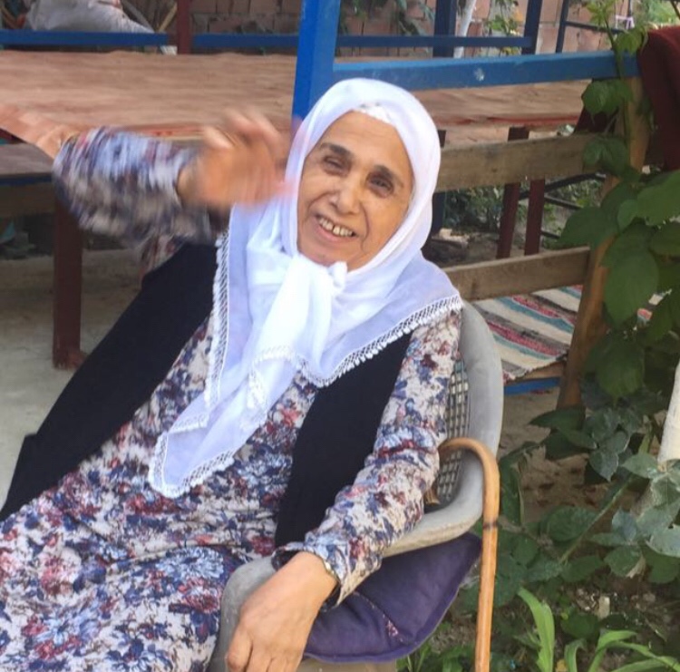 Özlediğin Gidip Göremediğindir