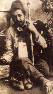 NEYZEN TEVFİK (YAŞAMI, KİŞİLİĞİ VE ESERLERİ)