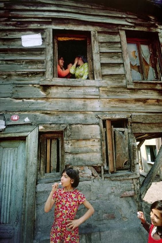 ara-gulerin-kadinlari