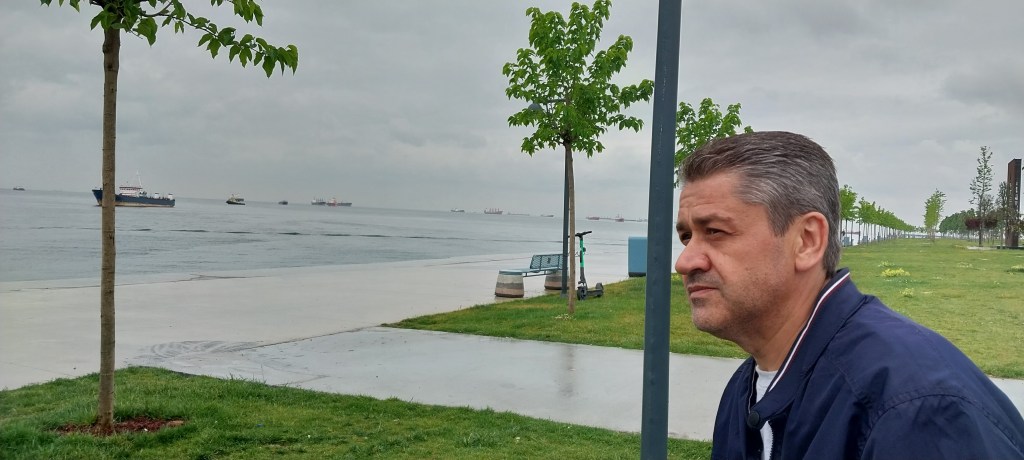 KADERİMSİN SEN EY YALNIZLIK